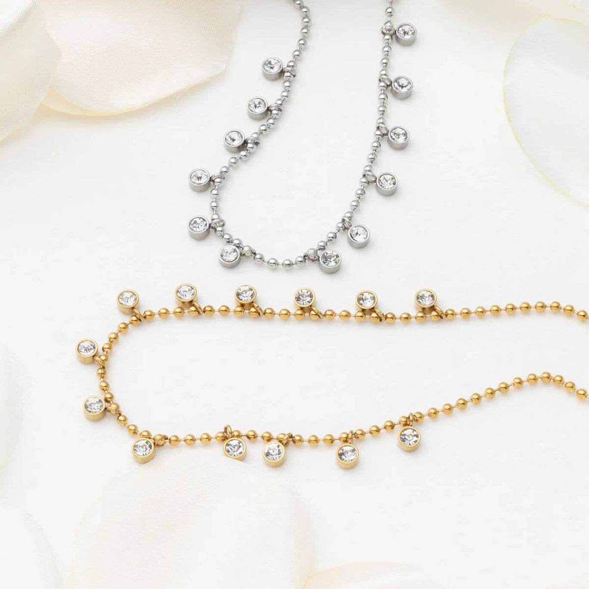 18K Gold PVD Stainless Steal Round Stone Dangle Necklace - KM Jewelry Co.