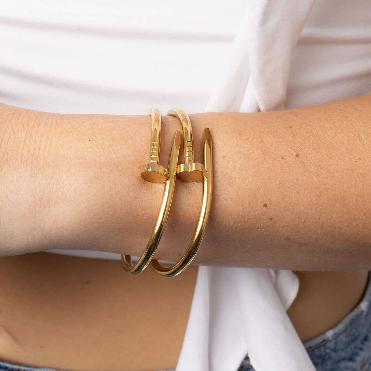 18K Gold PVD Stainless Steel Floral Nail Bangle - KM Jewelry Co.