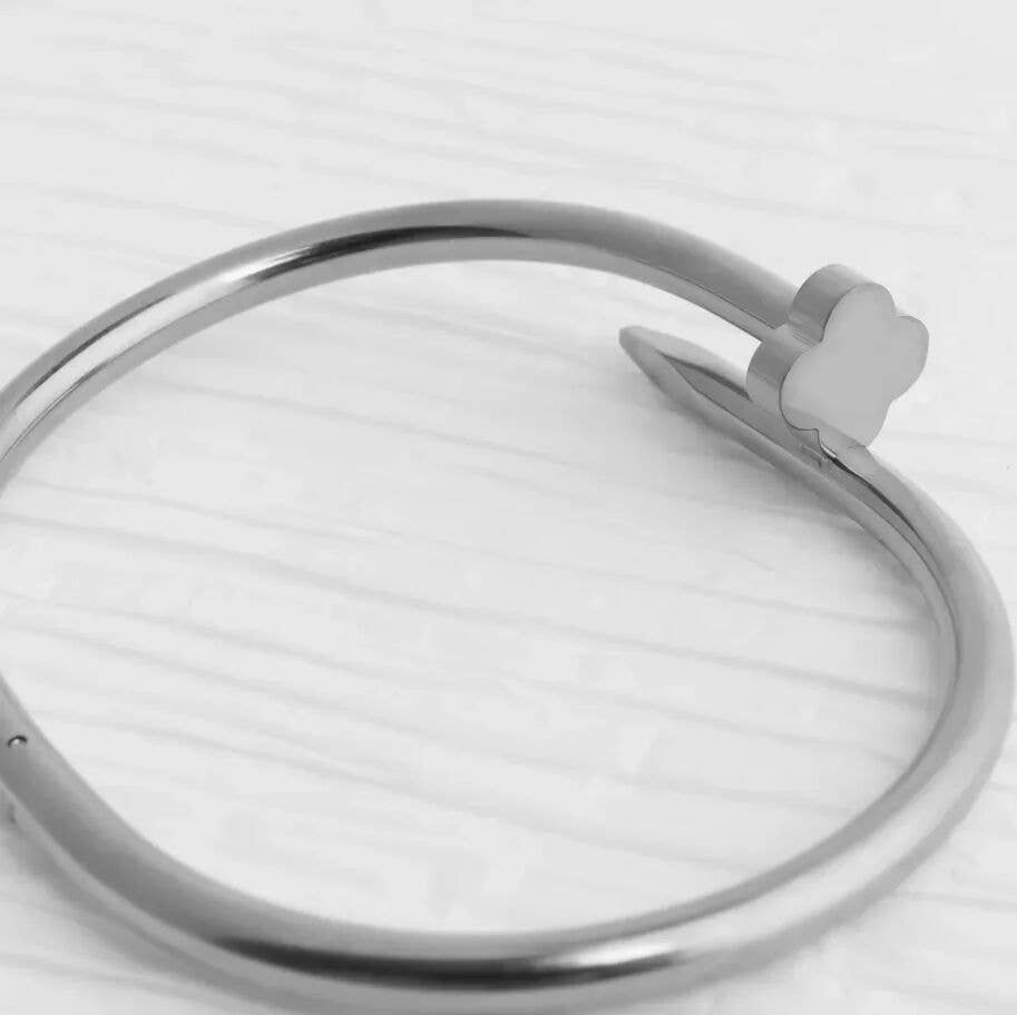 18K Gold PVD Stainless Steel Floral Nail Bangle - KM Jewelry Co.