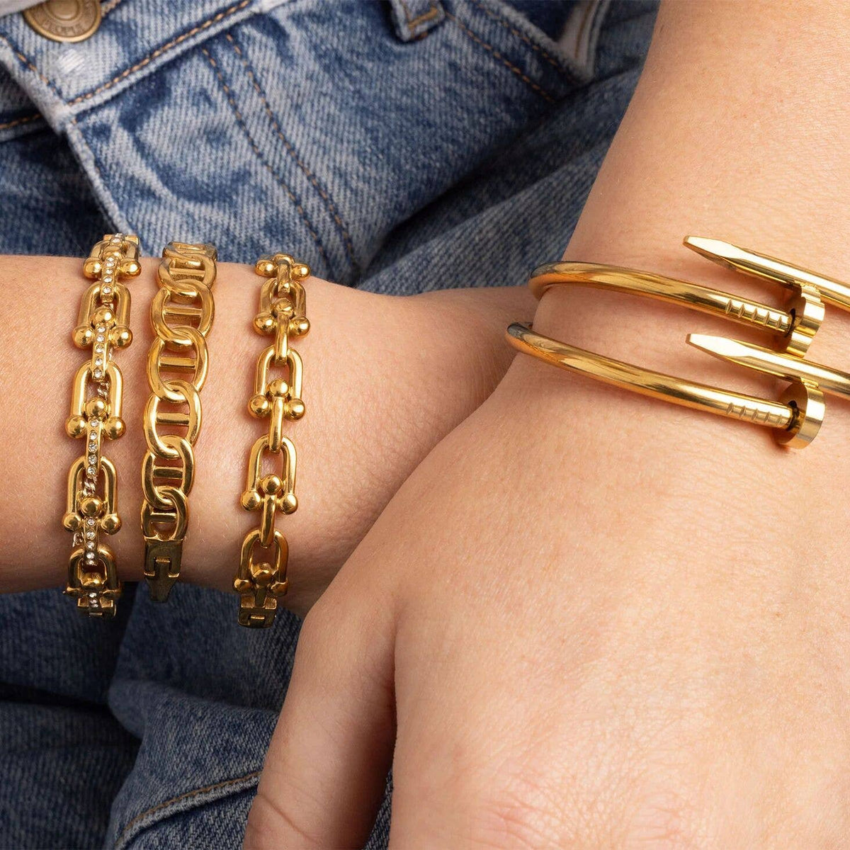 18K Gold PVD Stainless Steel Stone Hardware Bangle - KM Jewelry Co.