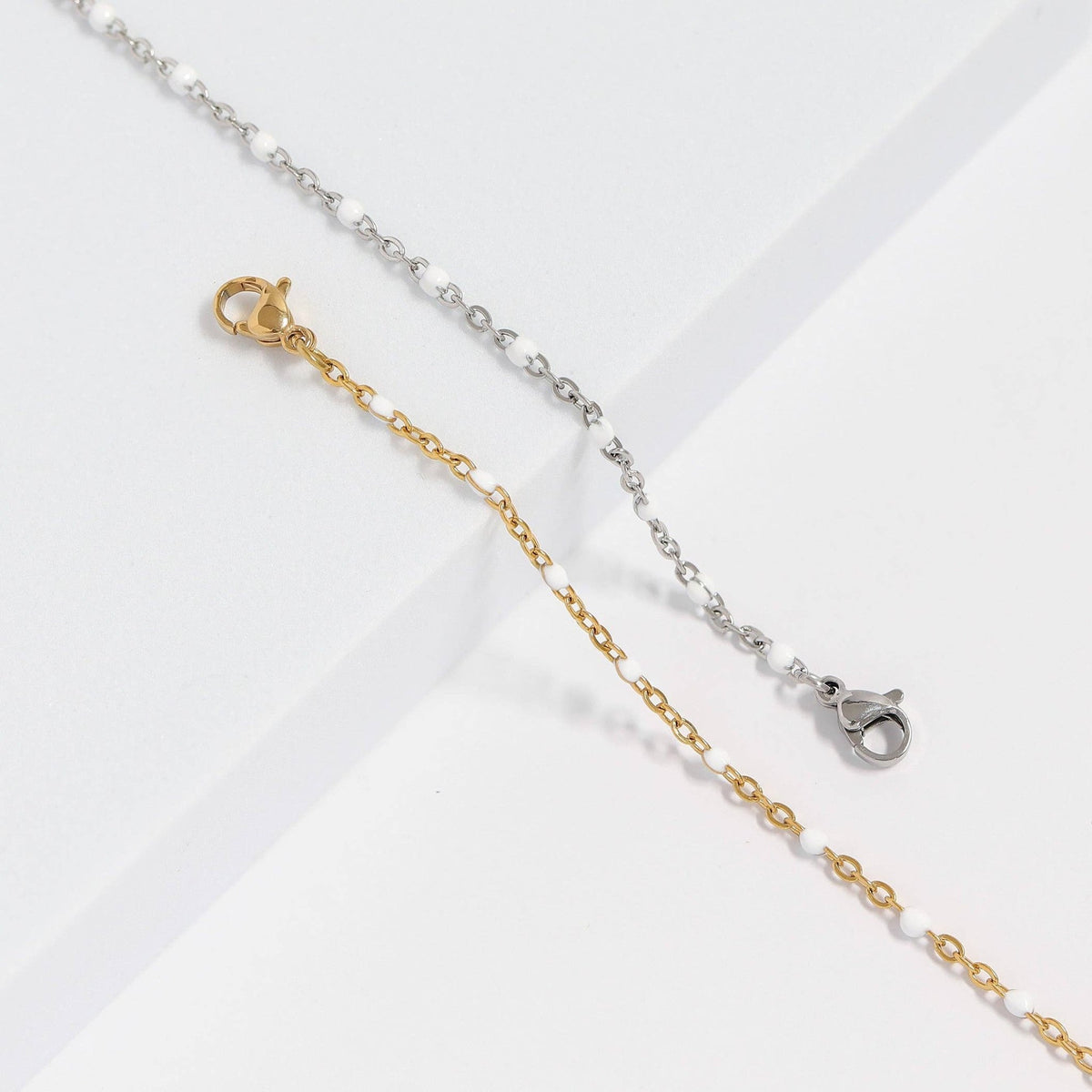 18K Gold PVD Stainless Steel White Confetti Chain Bracelet - KM Jewelry Co.